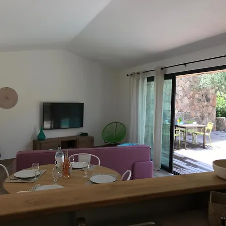 Les Bergeries De Porra Hébergement de vacances *
