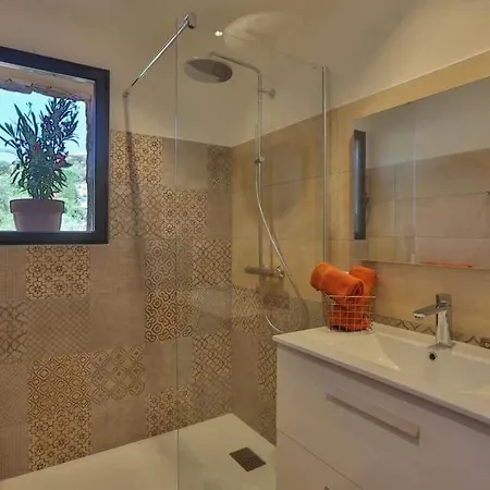 Les Bergeries De Porra Porto-Vecchio (Corsica)